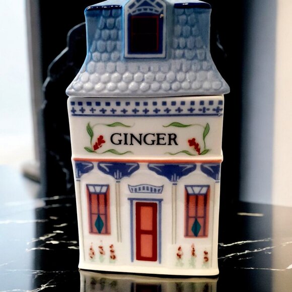 v i n t a g e :: 1989 The Lenox Spice Village  | GINGER House - Picture 1 of 12